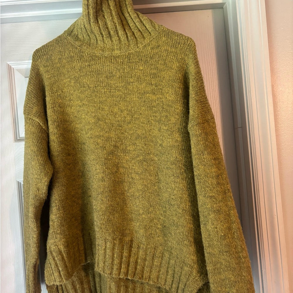 Cozy Olive Green Turtleneck Sweater